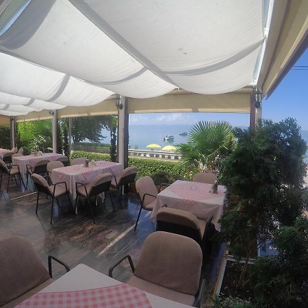 Hotel Dva Bisera Lagadin Exterior foto