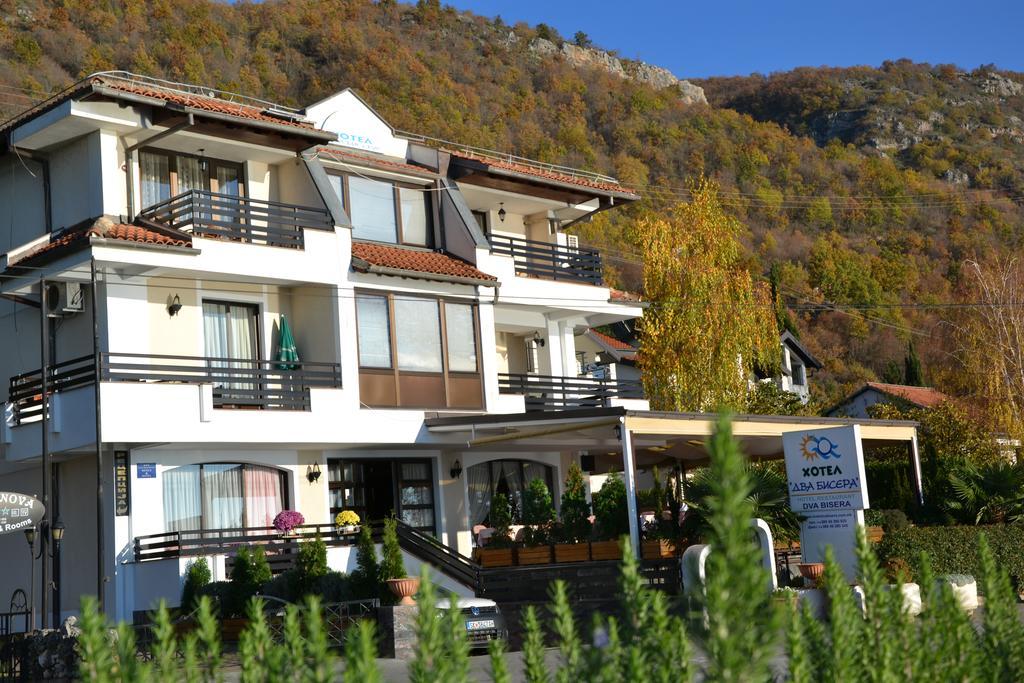 Hotel Dva Bisera Lagadin Exterior foto