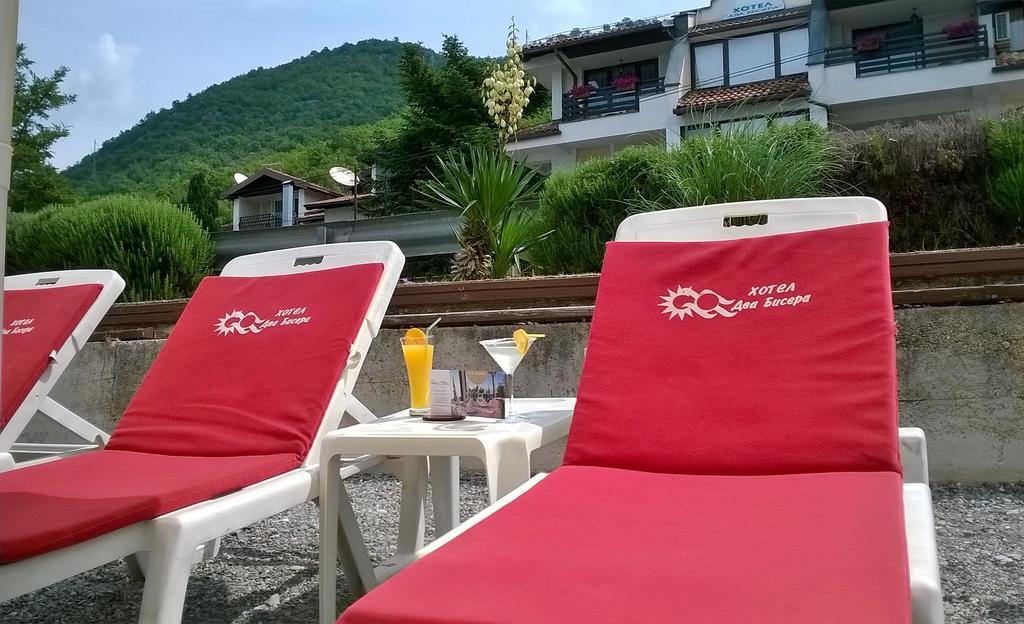 Hotel Dva Bisera Lagadin Exterior foto